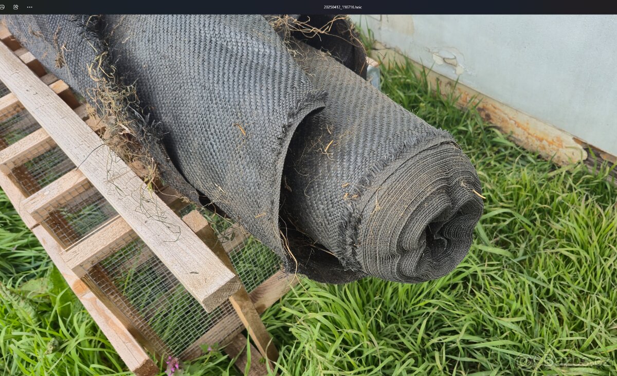 Tkanina pod beton, do břehu atd. 5m x cca 20 m