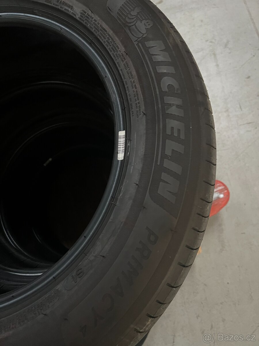 pneu MICHELIN PRIMACY 4 215/65 R17 103V