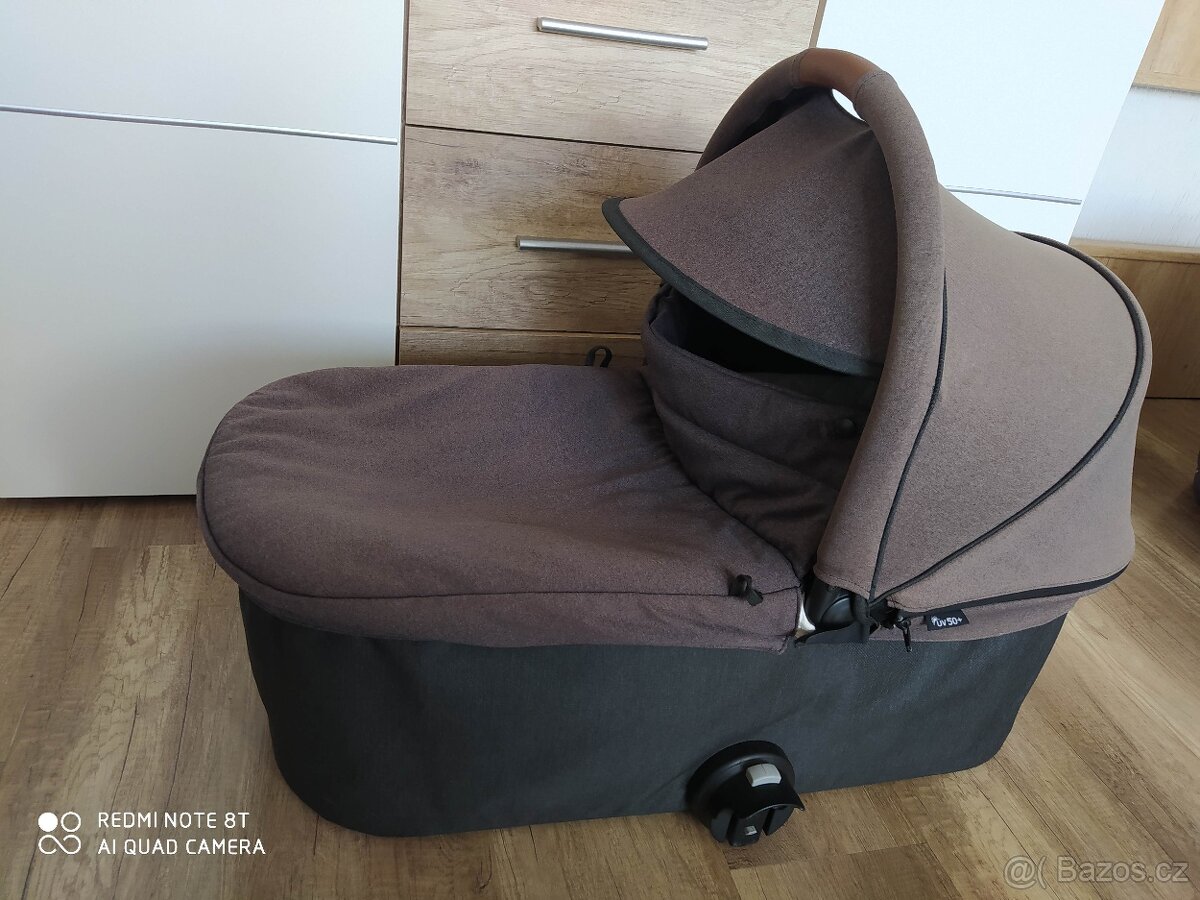 korba Baby Jogger Deluxe pram