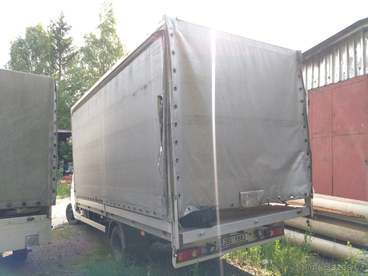 Renault Master plachtová nástavba