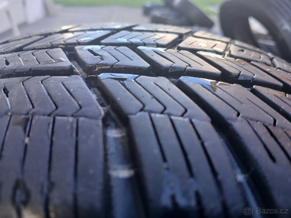 2.ks kol zimní pneu 185/65/15 et 43 5x100 6Jx15 VW