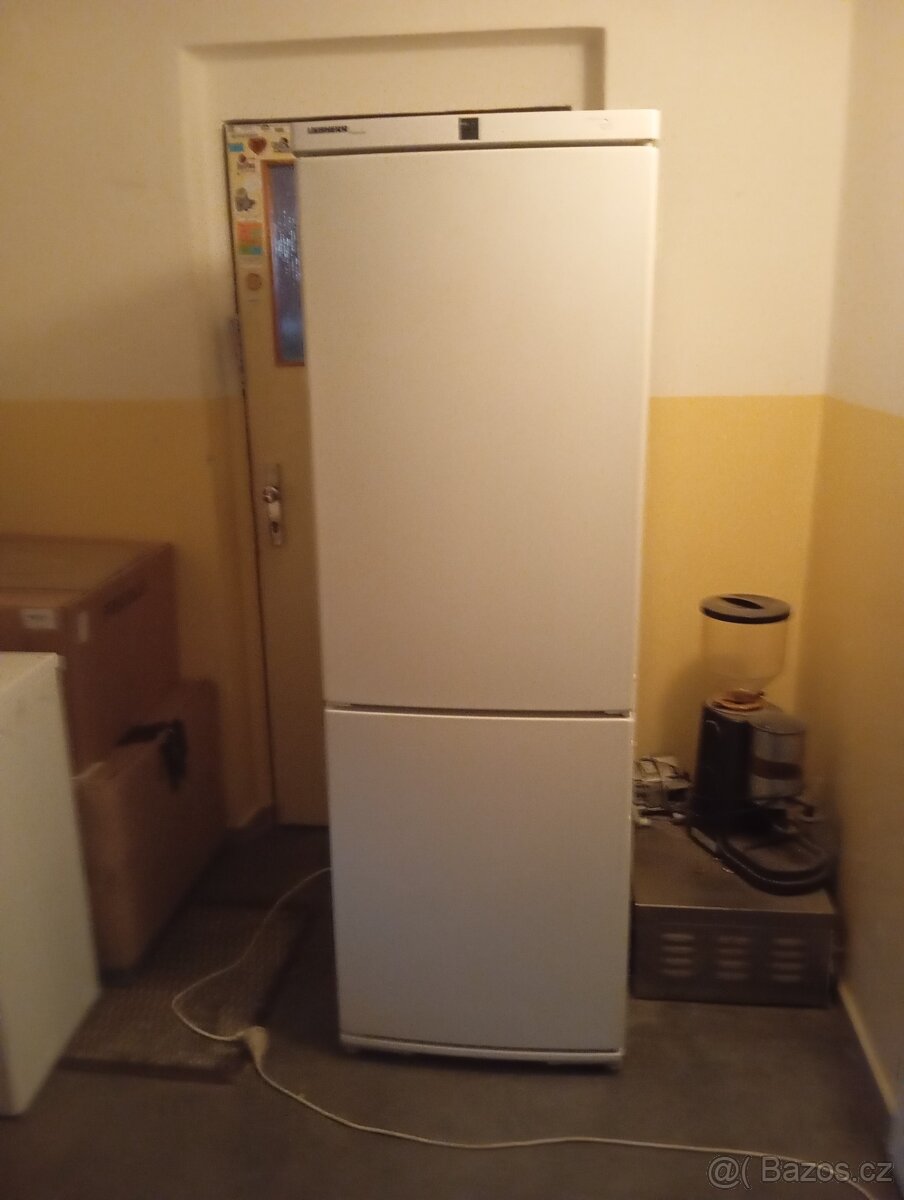 Kombinovaná lednice Liebherr se zárukou..
