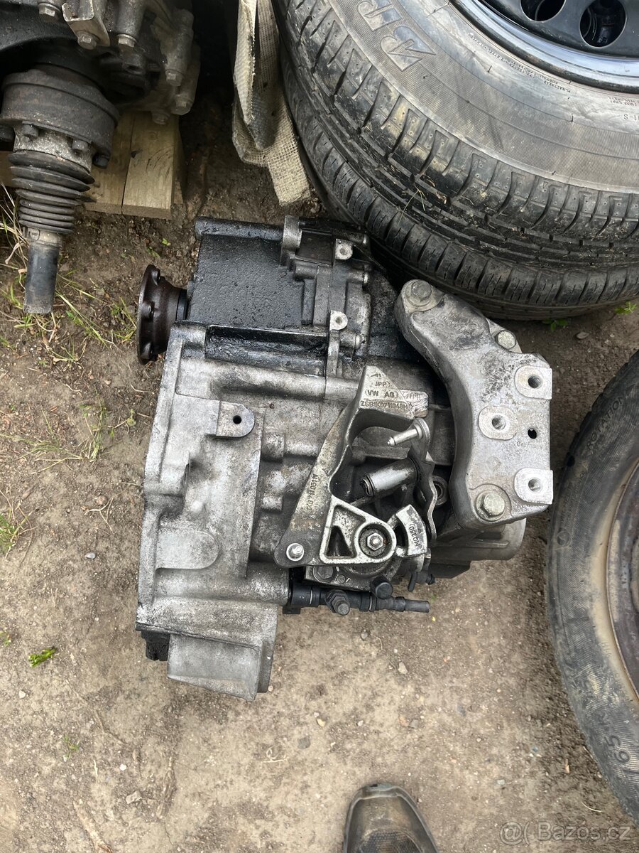 Manuální 6Q převodovka JLU. Passat b6 Octavia 2
