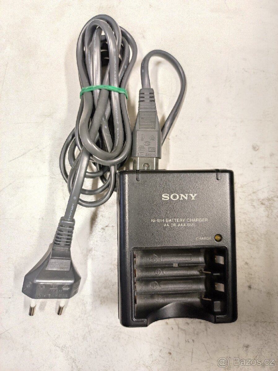 Nabíječka Sony BC-CS2B