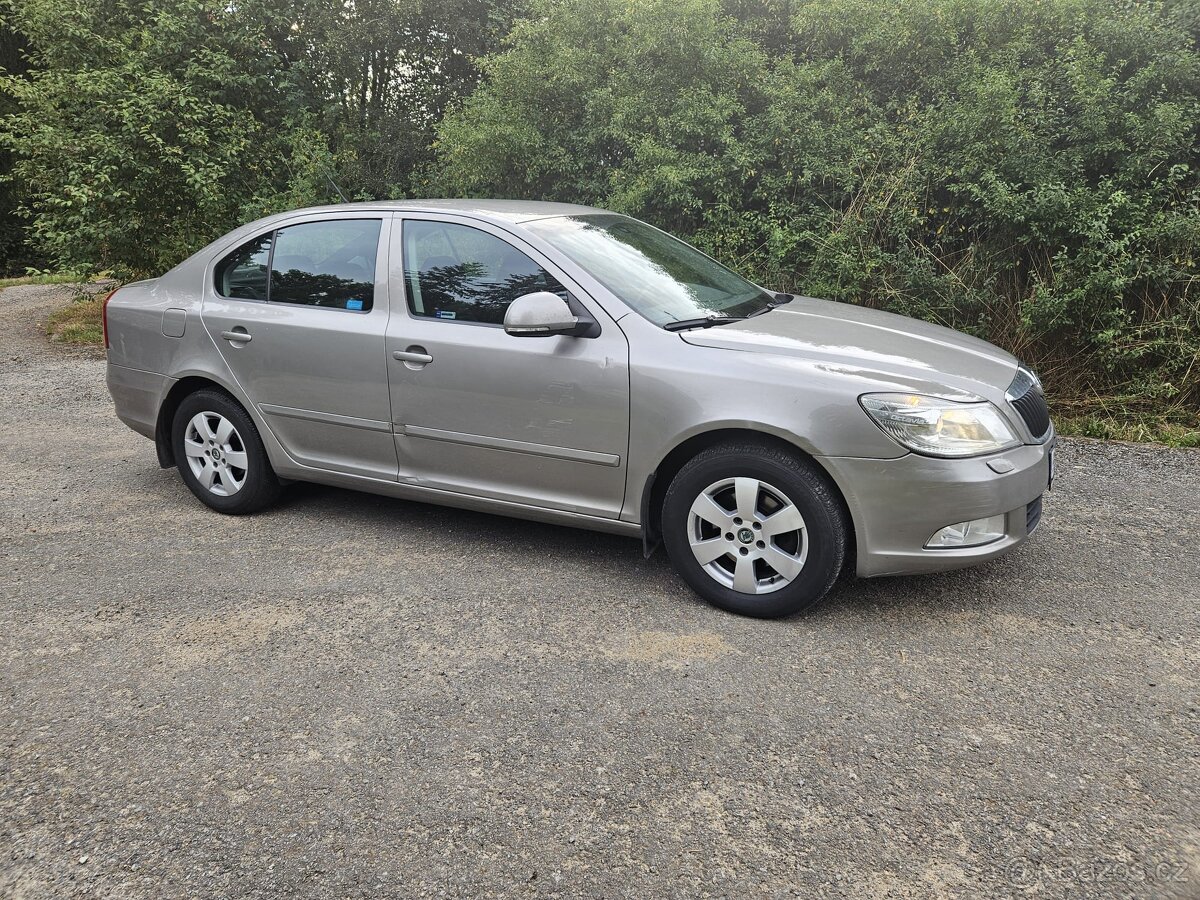 Škoda Octavia 1,9 TDi 77 kW Elegance ČR serviska