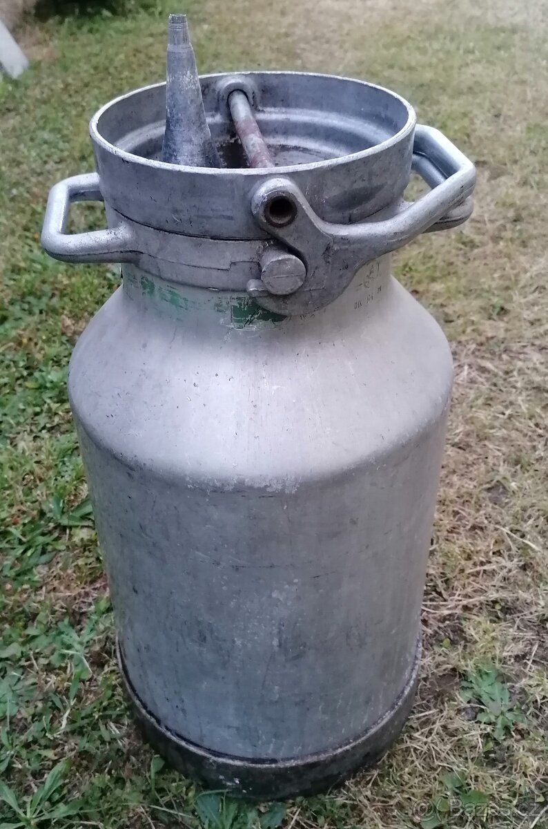 Lahev 25l