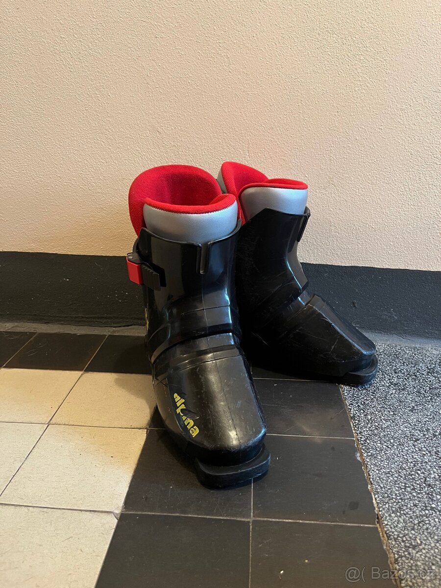 Dětské lyžáky alpina asi 18-19 cm