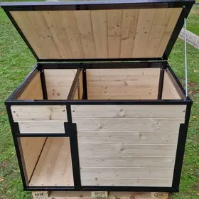 Bouda pro psa s předsíňkou