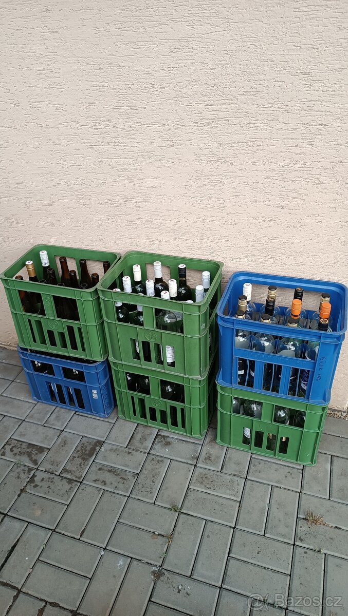Prodám demižony
