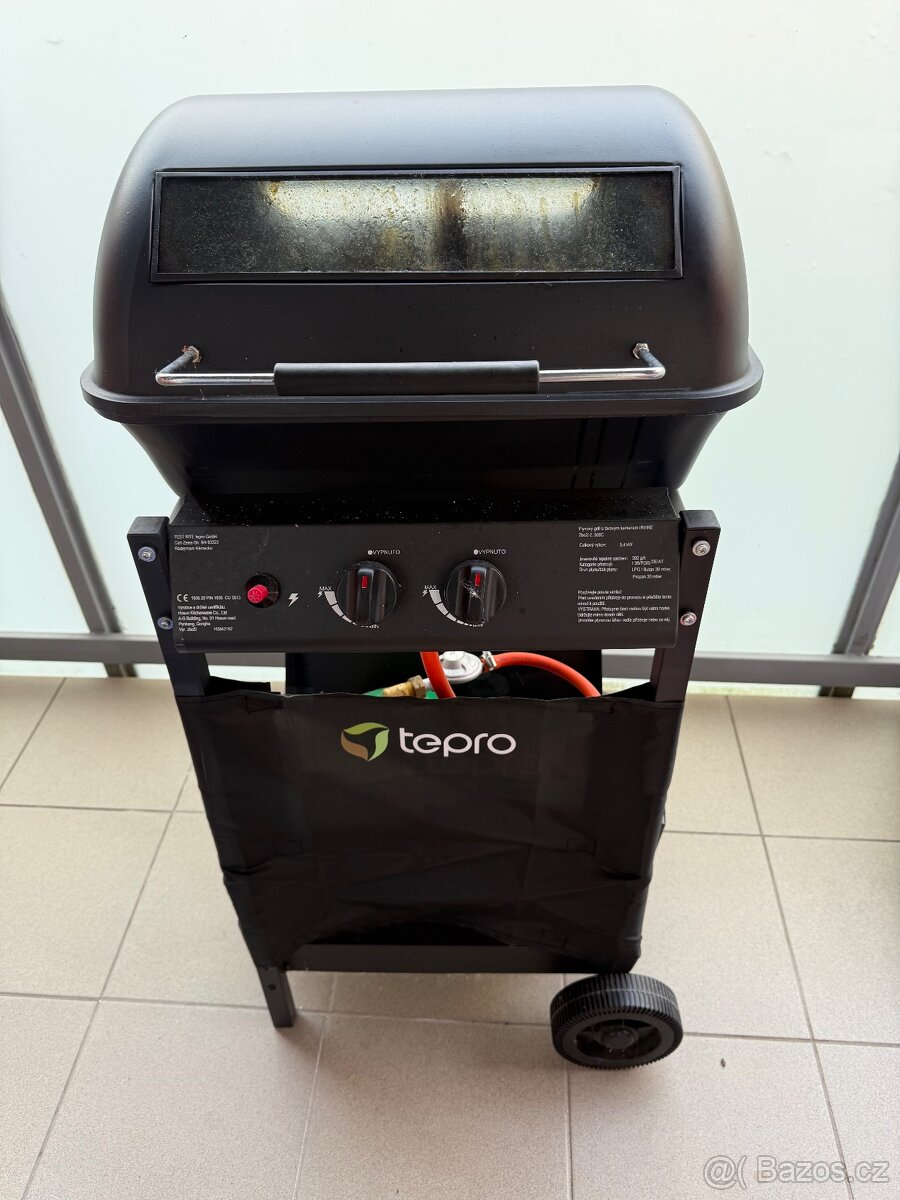 Plynový gril s lávovými kameny (Tepro Irvine, 5,4 KW)