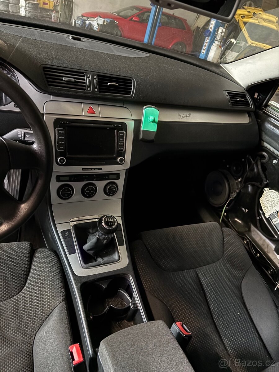 Interiér Passat b6
