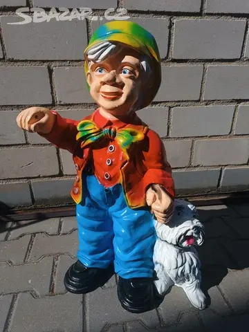 Prodám plastového trpaslíka 75 cm.