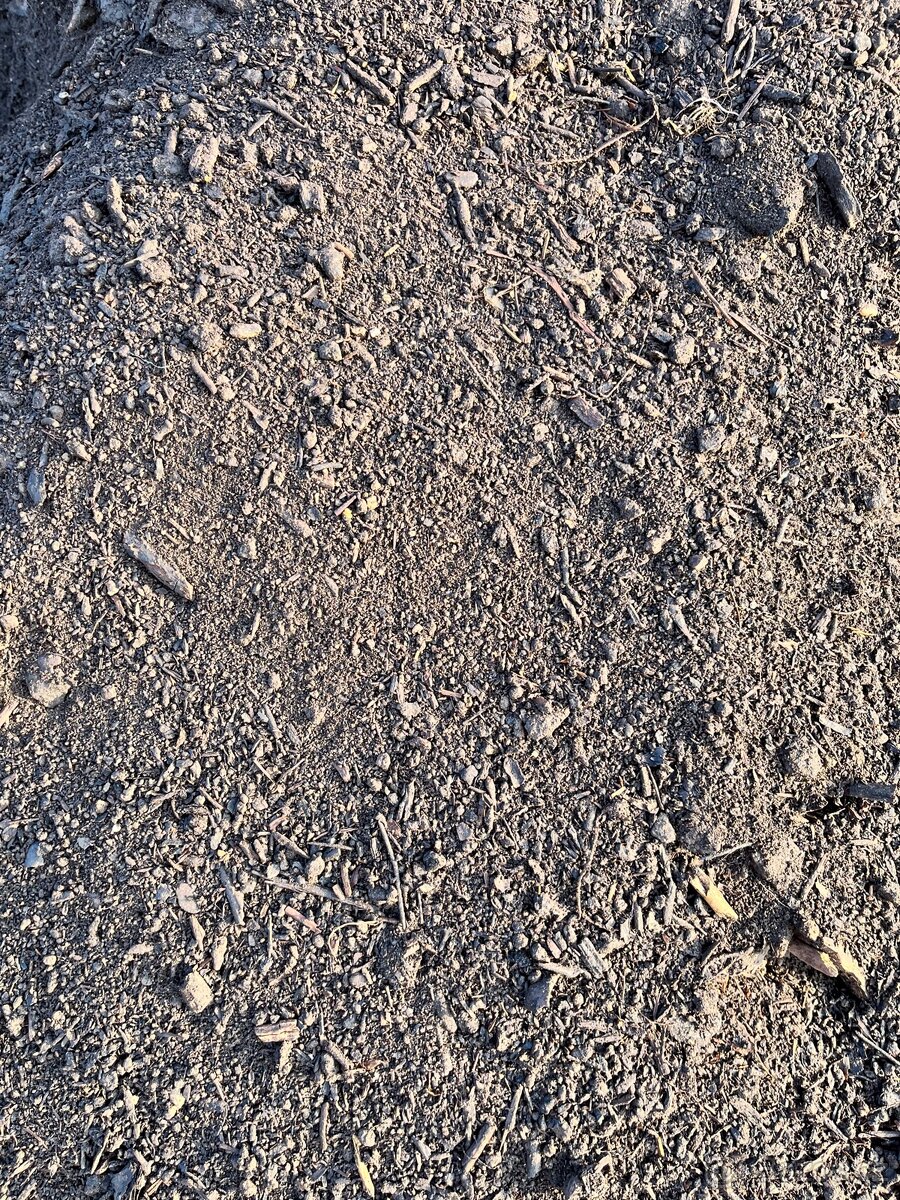 kamenivo, štěrk, písek, kompost, zemina, ornice