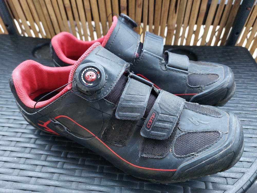 Boty na kolo zn. SPECIALIZED