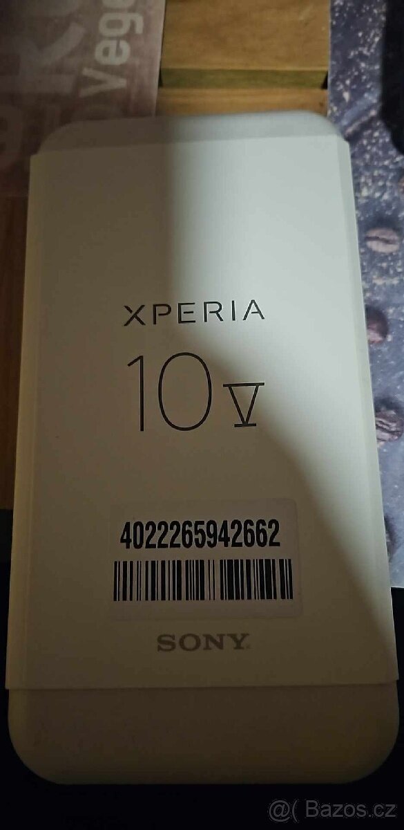 Prodám nový nerozbalený Sony Xperia 10 V 5G 6GB/128GB černá