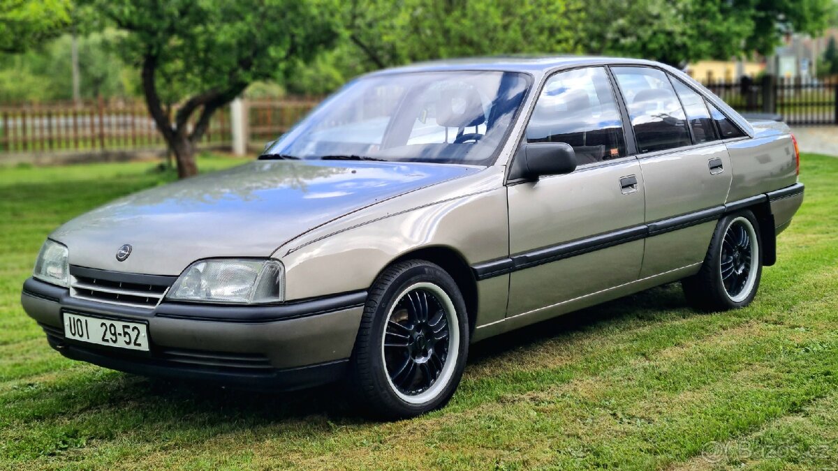 Opel Omega 2.0i 85KW manuál ,první model 1987