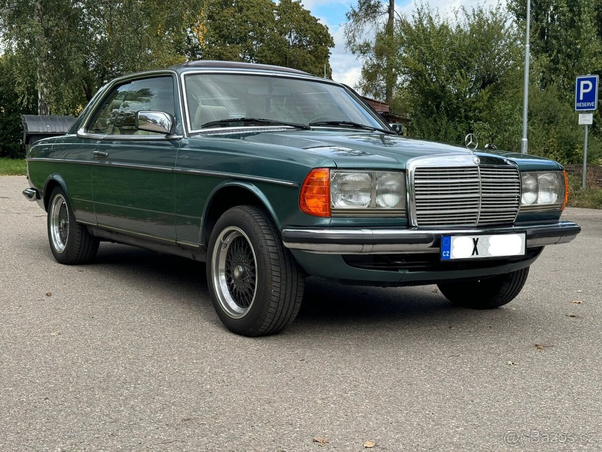 Mercedes-Benz 230 CE (kupé), r.v. 1982