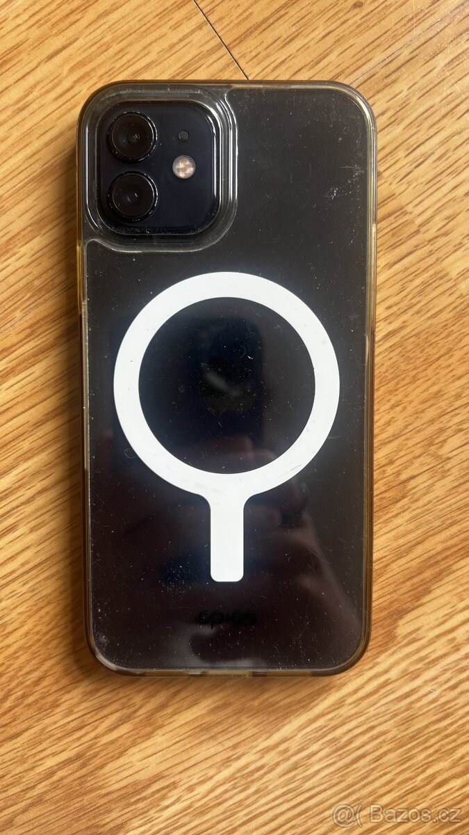 kryt Epico pro iPhone 12