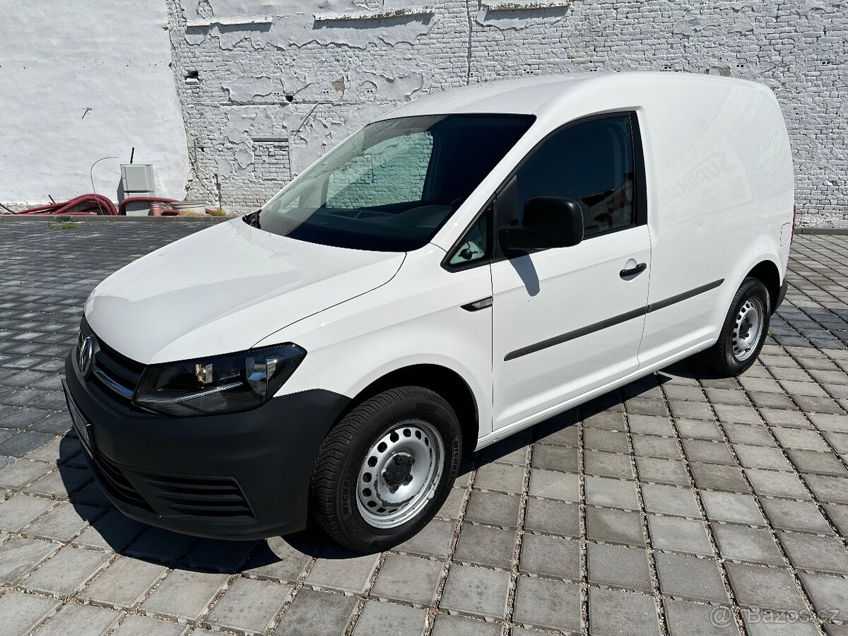 VW Caddy 2,0Tdi L1 75kW Serviska Nový motor DPH