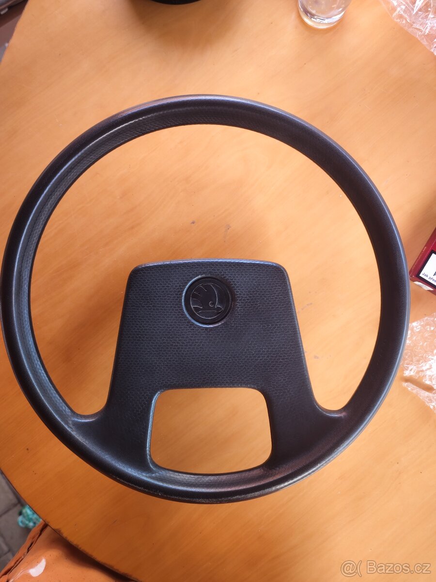 volant Škoda 130/136 Garde, Rapid velmi dobrý