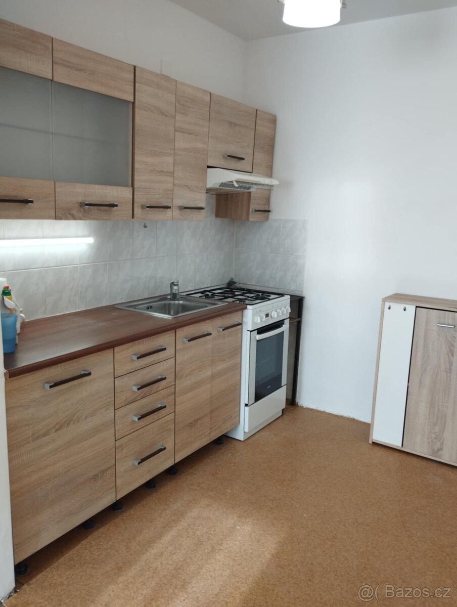 Pronájem 2kk 40m2 Mělník ul. Vlasákova