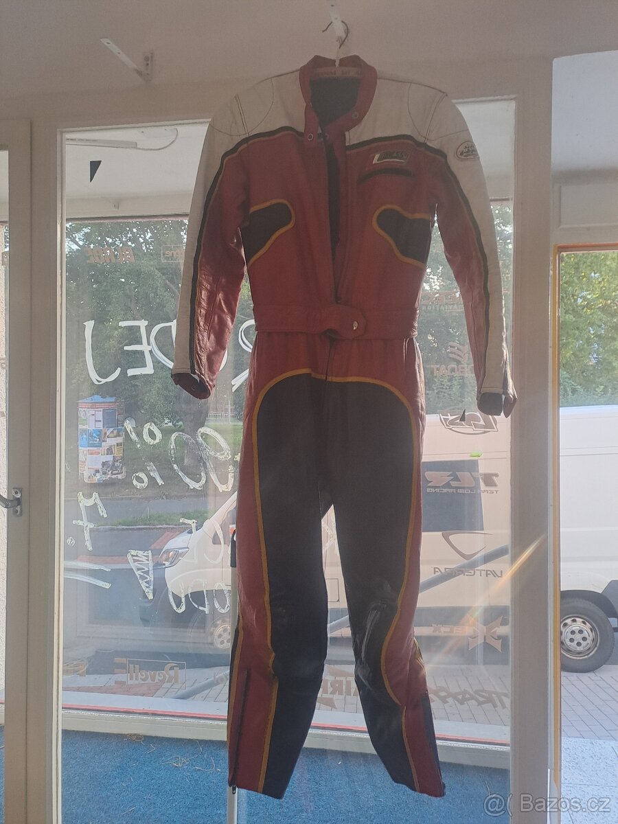 Kožená kombinéza vel.46