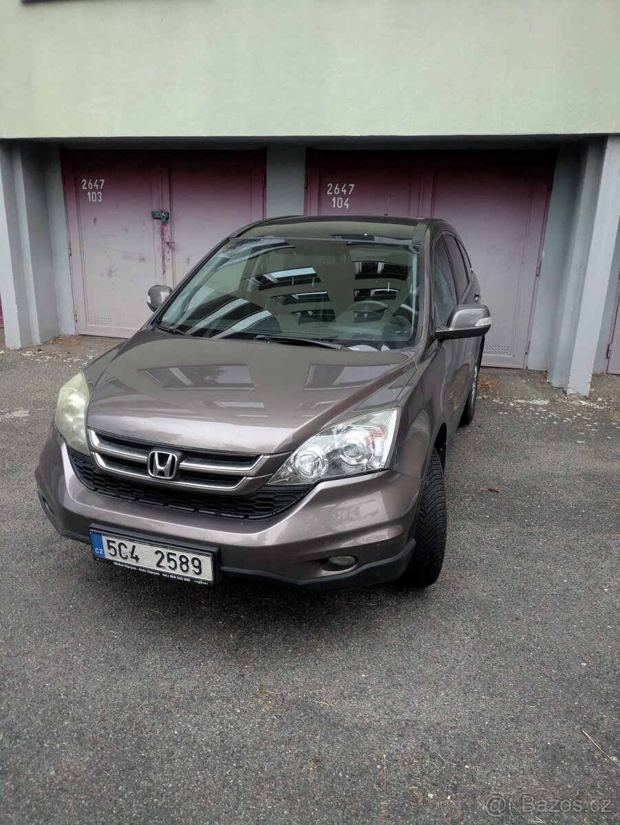 Honda CR-V (2,2; 110kw; diesel; 4x4; Executive výbava; 2011)
