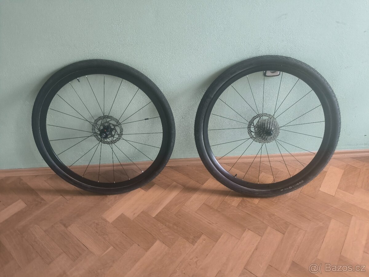 Zapletená kola Fulcrum