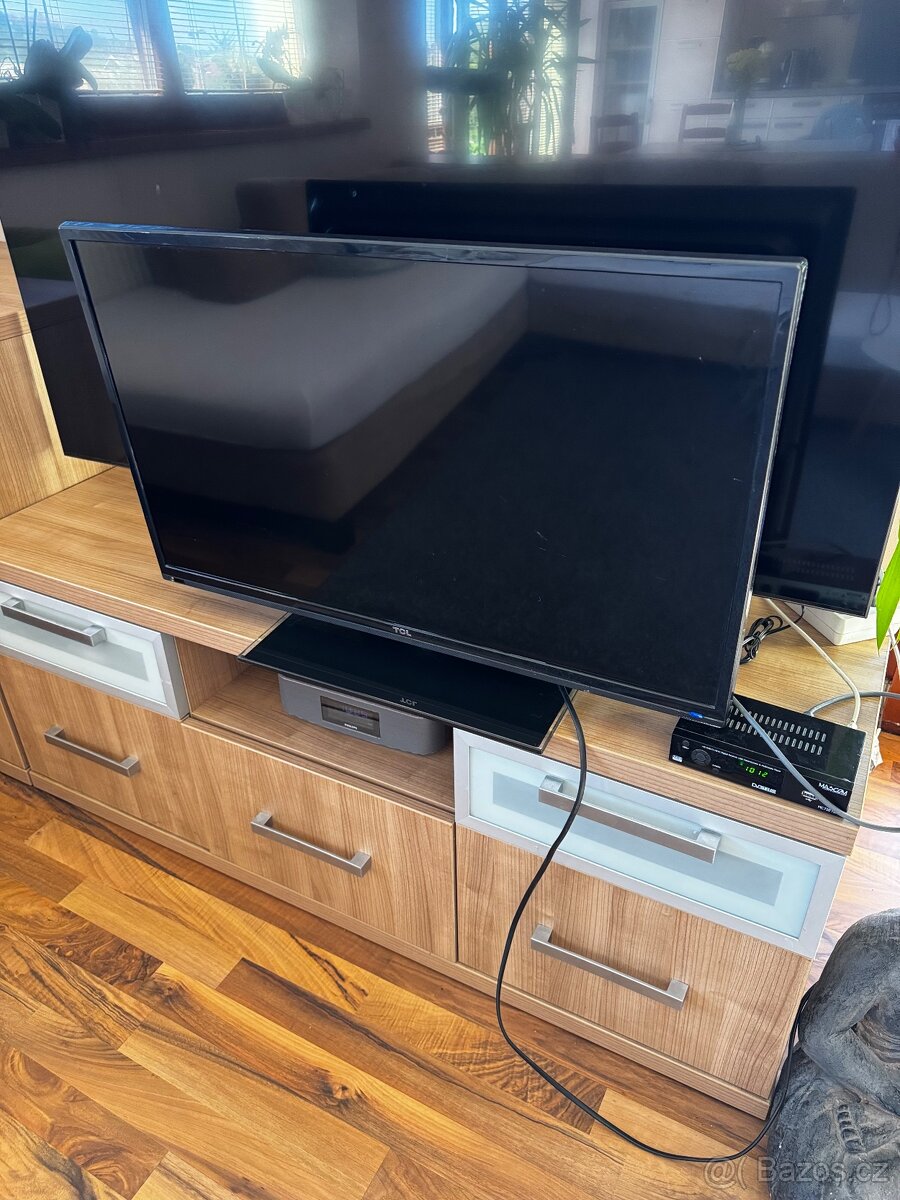Televize TCL