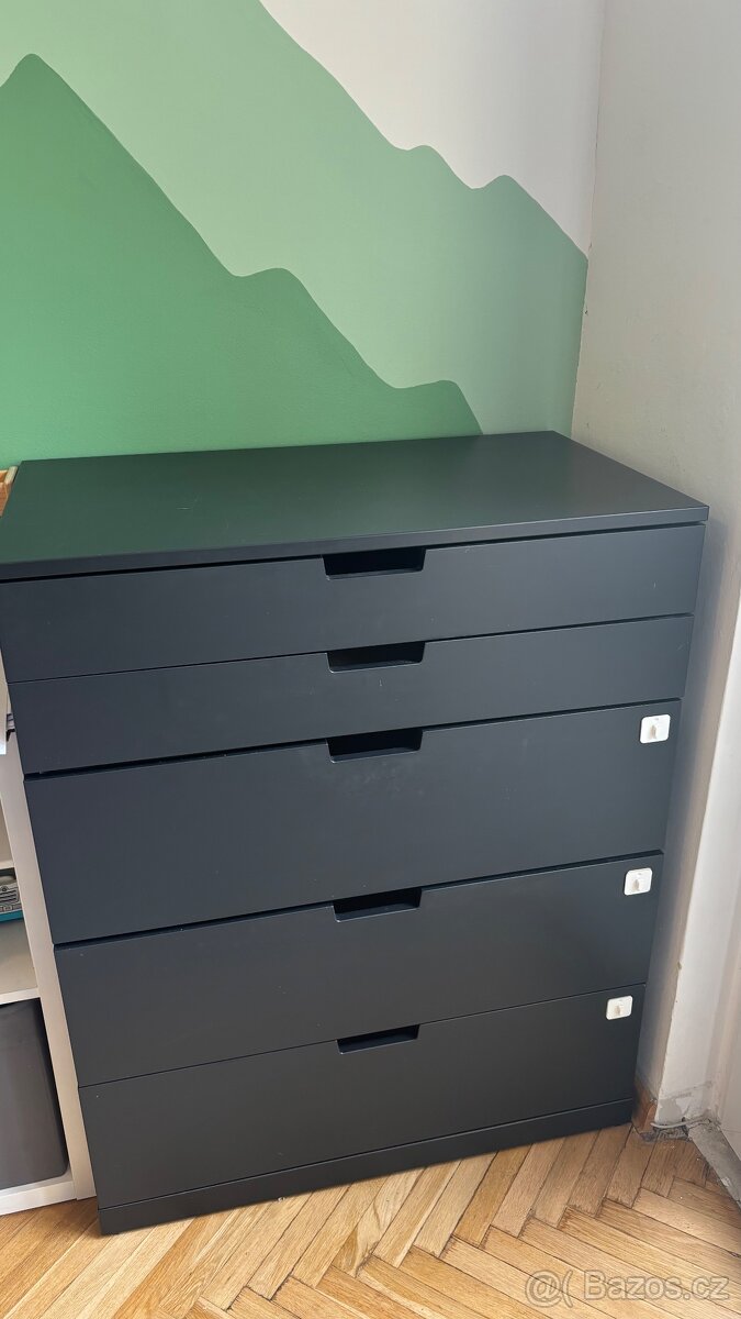Černá šuplíková komoda IKEA 80cm za odvoz