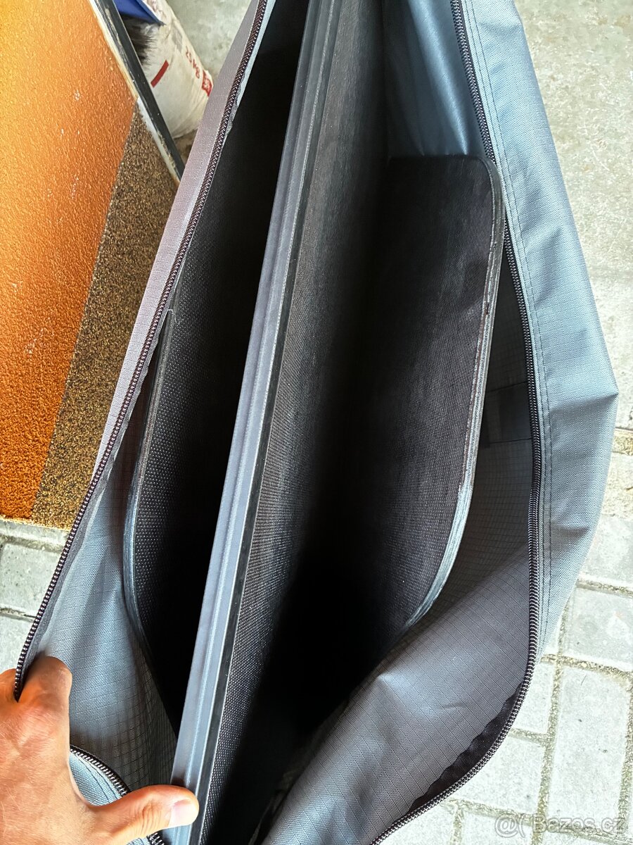 Pevná podlaha do člunu kolibri