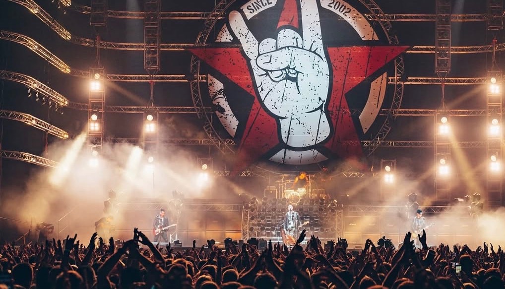 Prodám DVA lístky na Rybičky 48