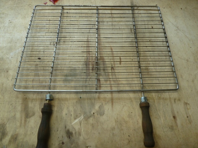 Prodám rošt k zahradnímu grilu