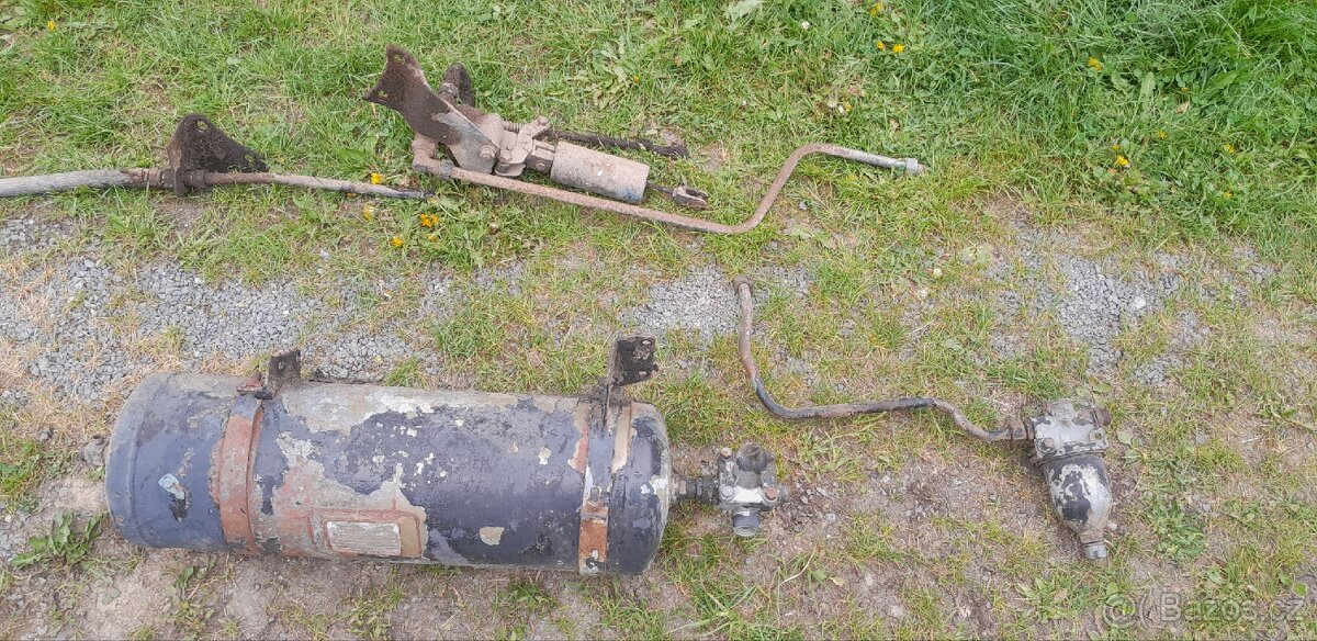 Prodám vzduchovou soustavu zetor 5511, 5545, 5611, 5645