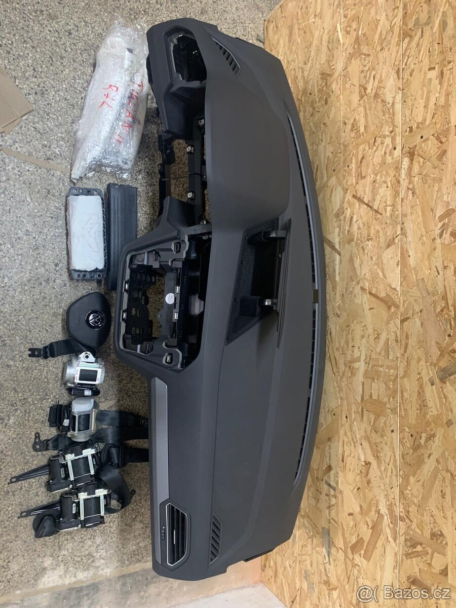 Airbagová sada Volkswagen Tiguan, s originální deskou