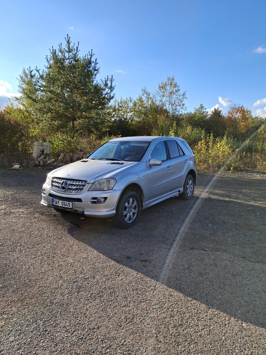 Prodám Mercedes Benz ML 320cdi 165kW stk do 7.2027
