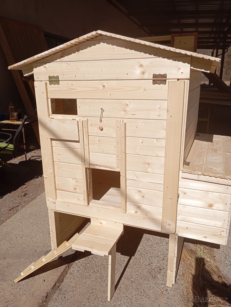 Kurník pro 10 slepiček