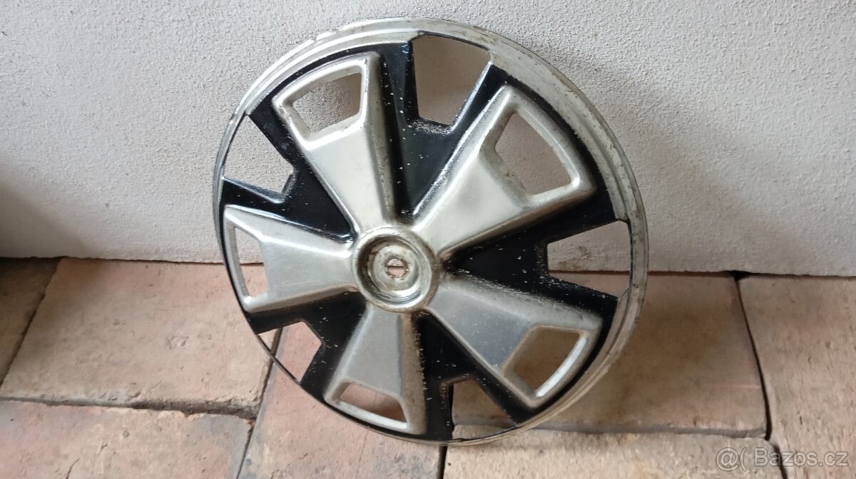 Prodám poklici jeden kus na Škoda 110R