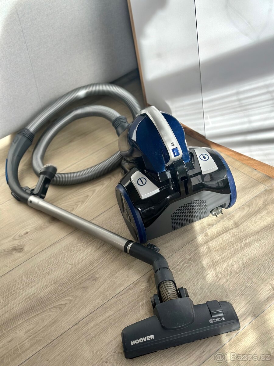 Vysavač HOOVER