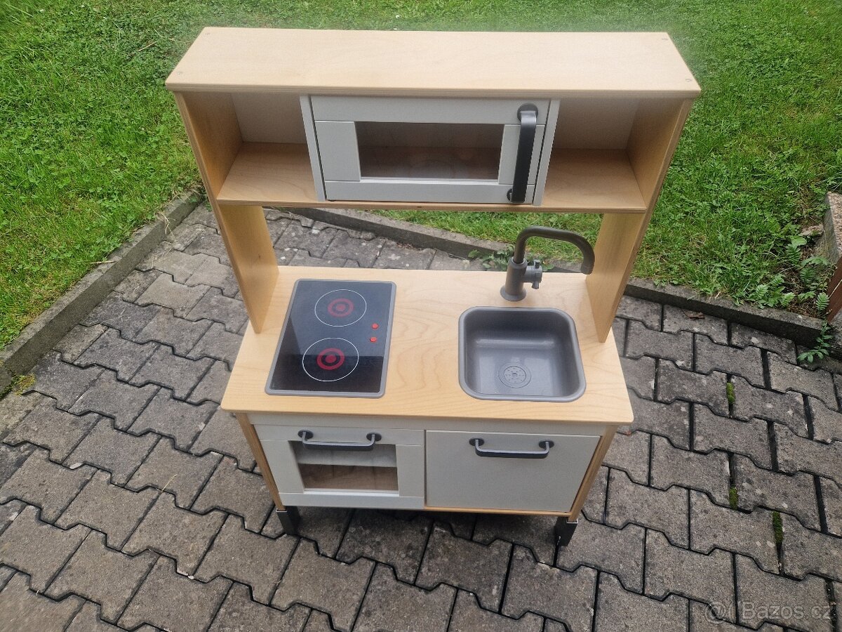 Dětská kuchyňka IKEA