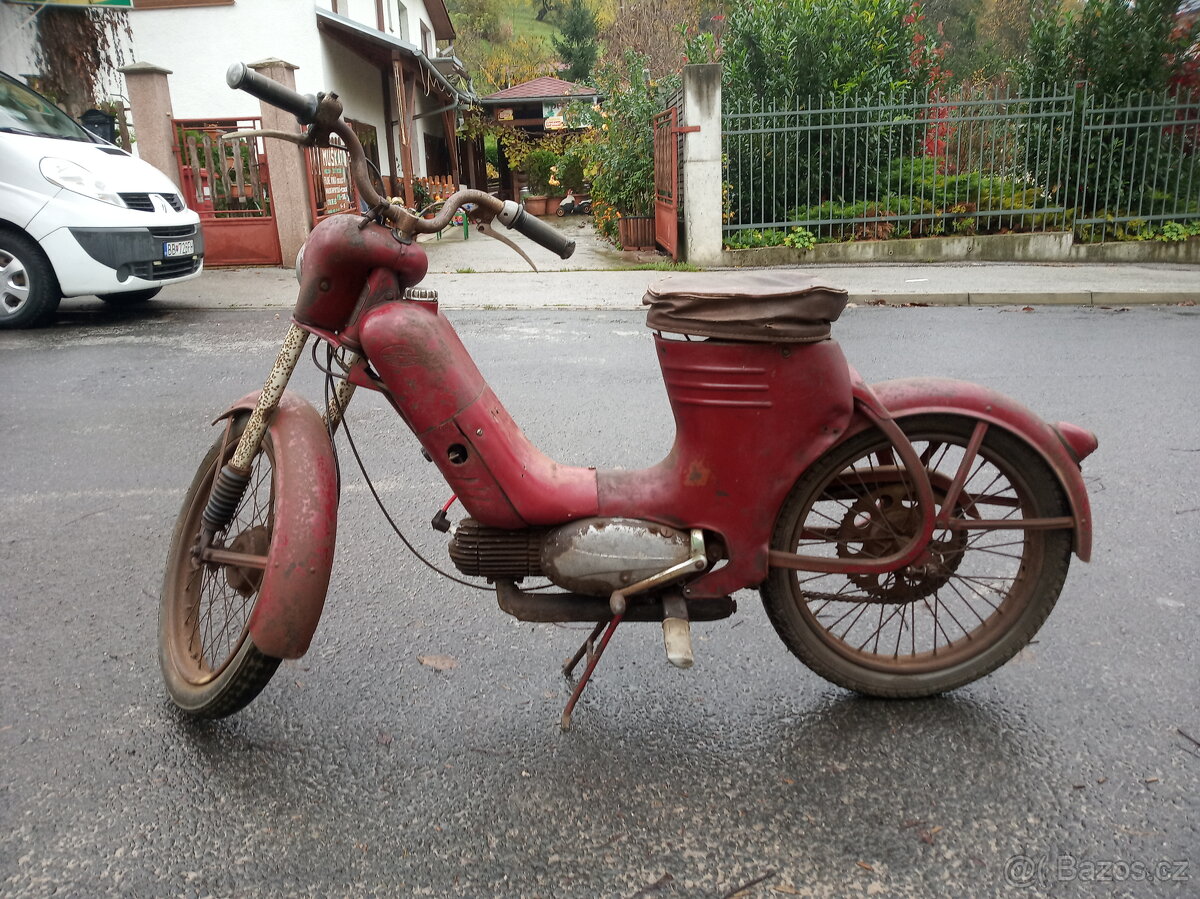 Jawa 550  Parez