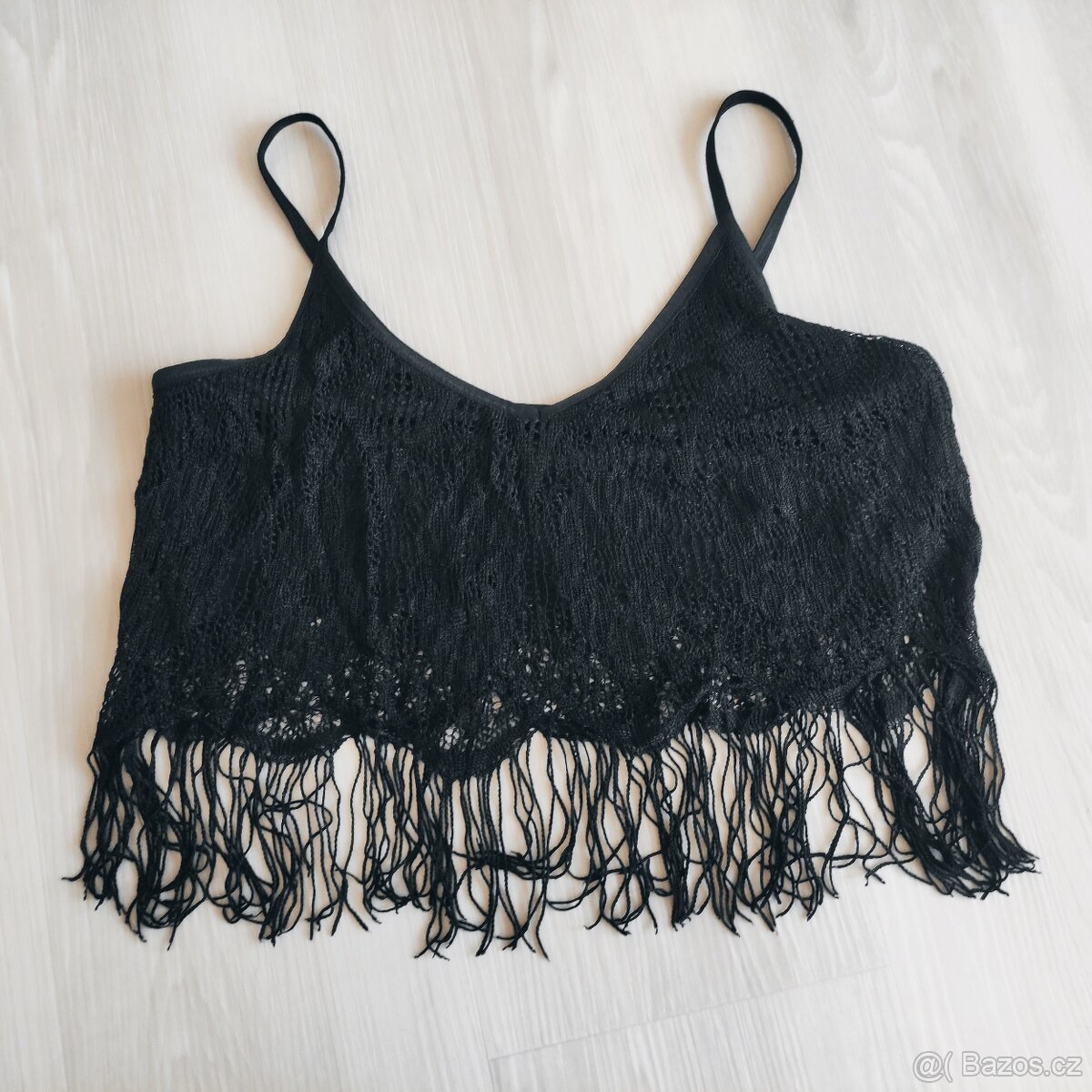 Černý croptop