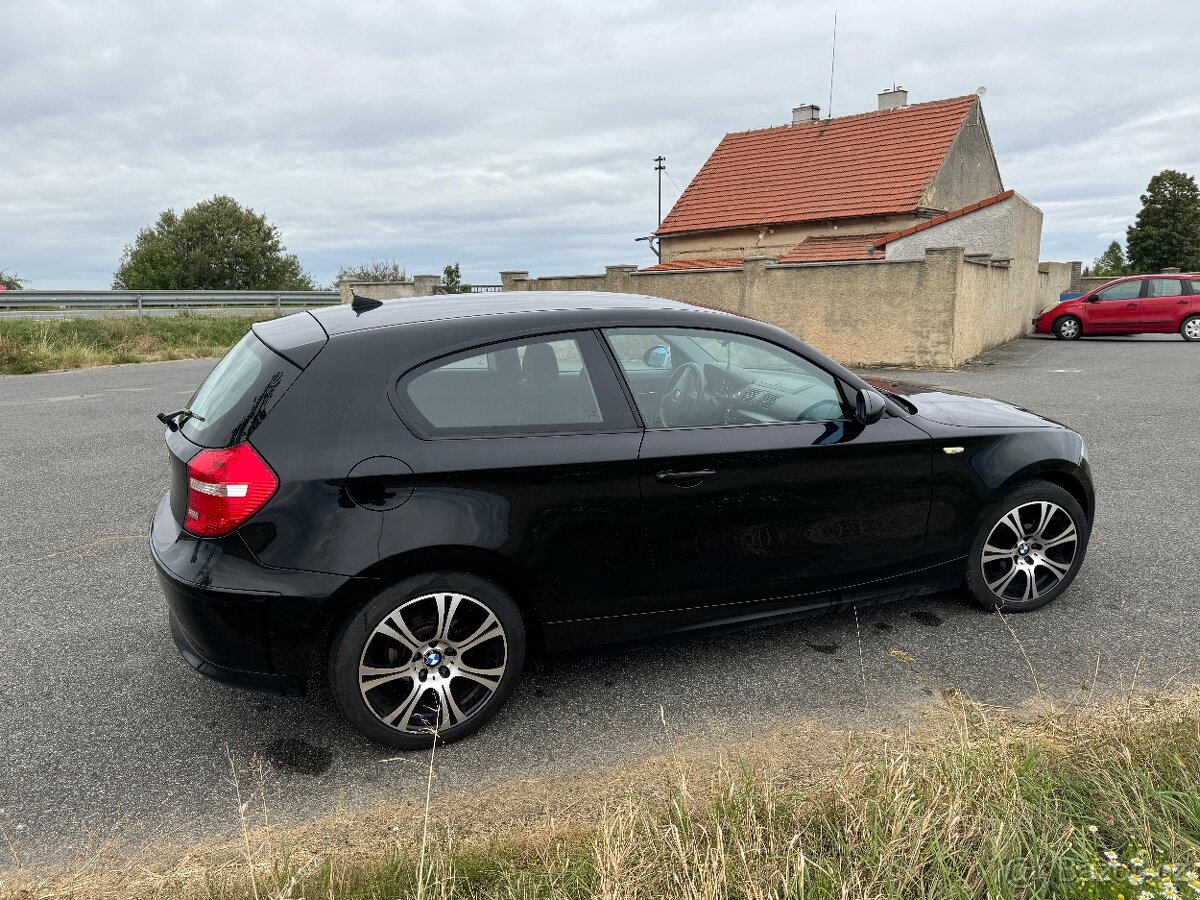BMW e87 r17