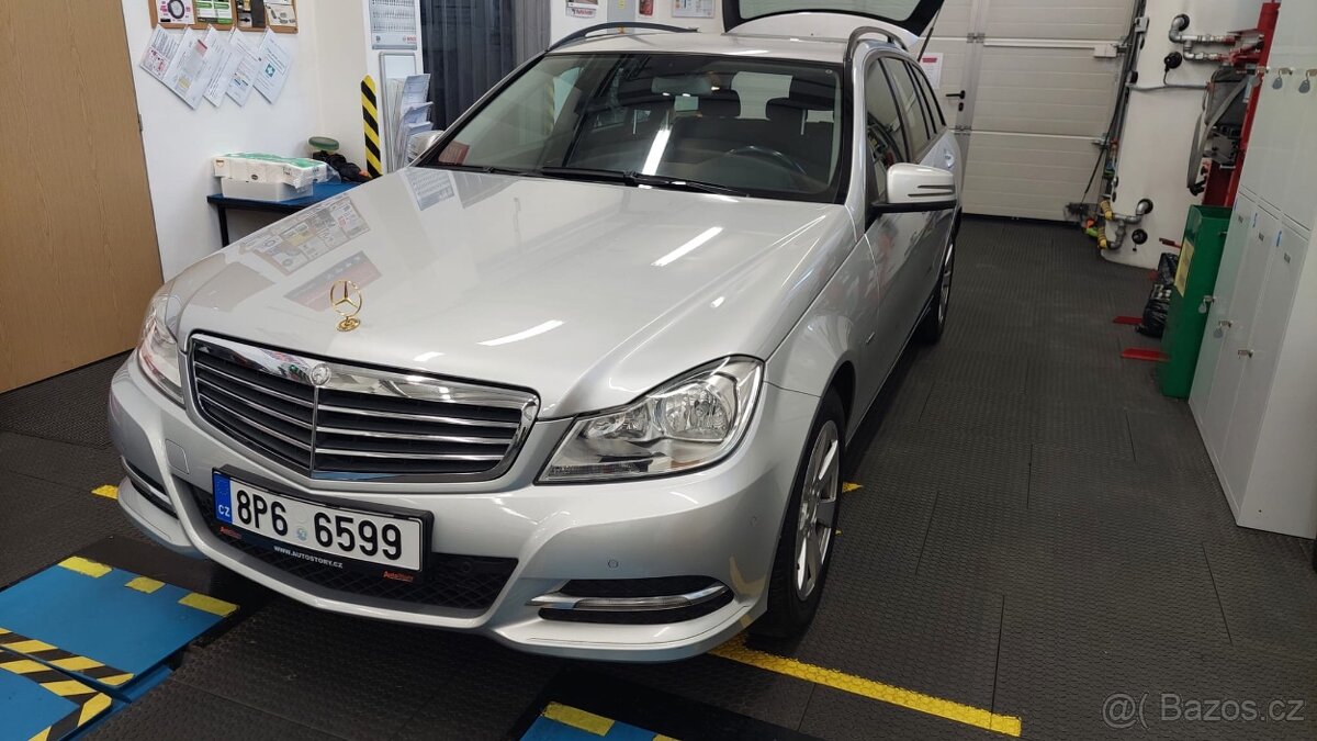 Mercedes Benz C 180 benzin, krásný stav, nová STK