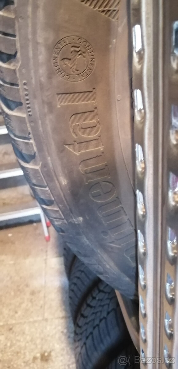 Prodám 4ks plechových ráfků + pneu Continental