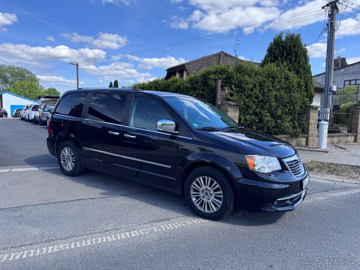 Chrysler Lancia Voyager 3,6 Gold DVD LPG 2014