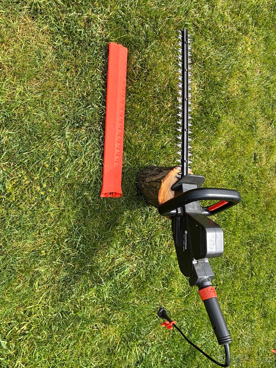Nůžky na živý plot Gardena
