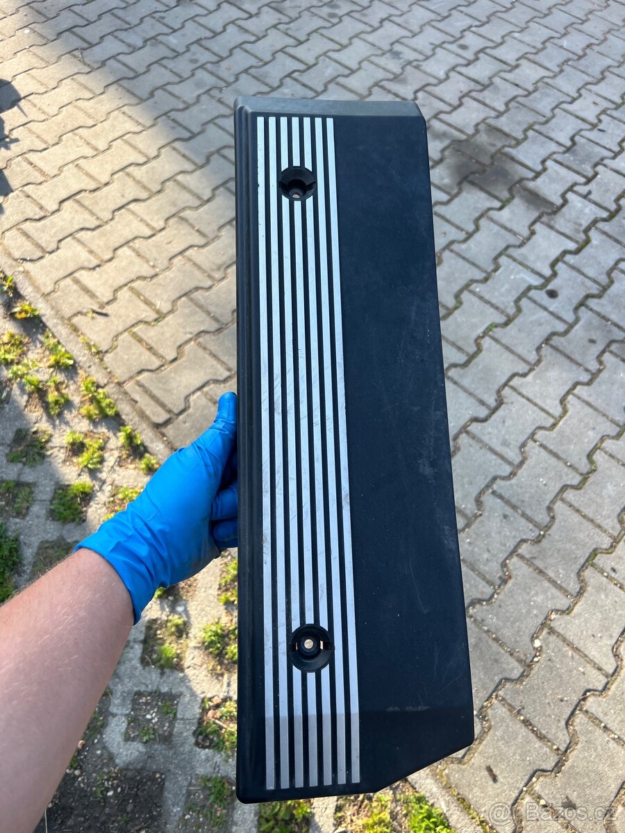 Kryt vstřikovací lišty bmw M54