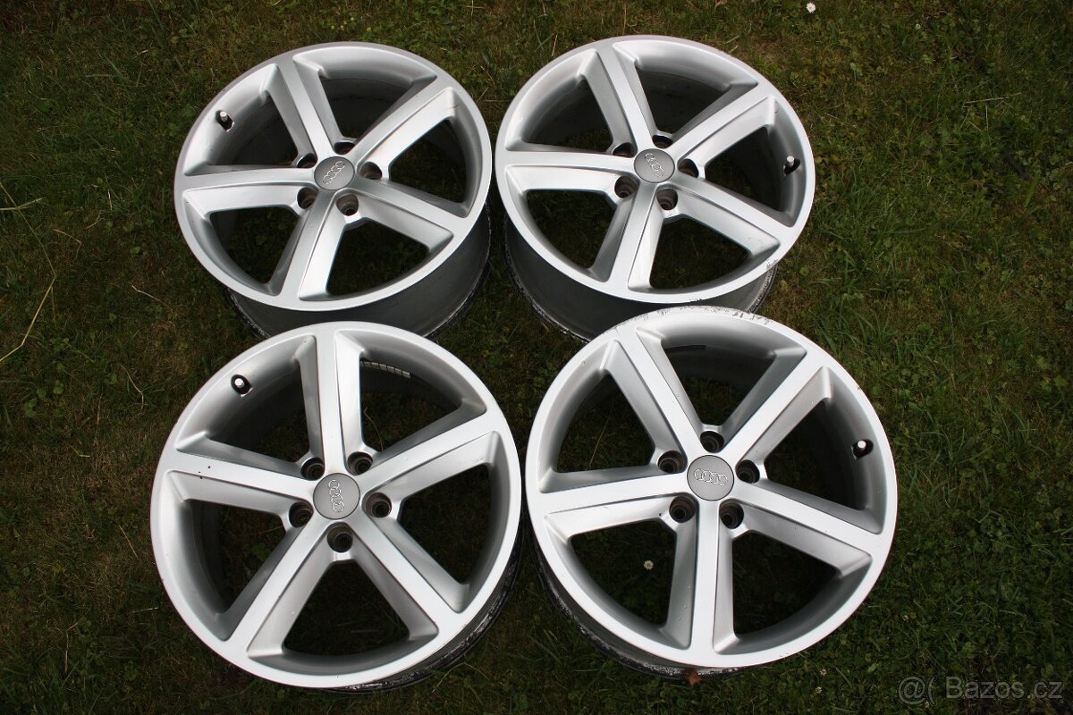 Kola Audi 8,0Jx18 ,5x112 střed 66,5