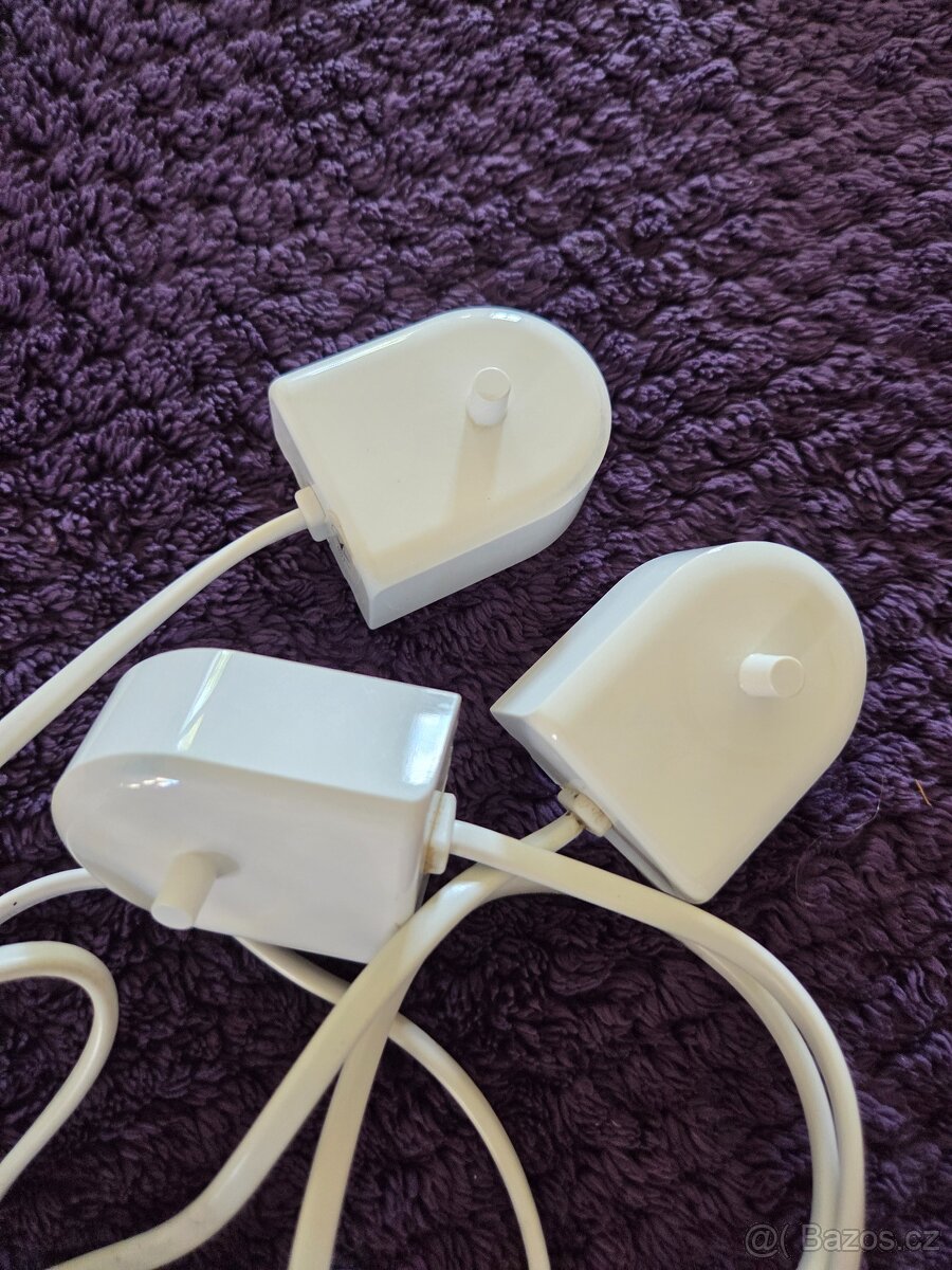 Nabíječky HX6100 k elektrickému kartáčku